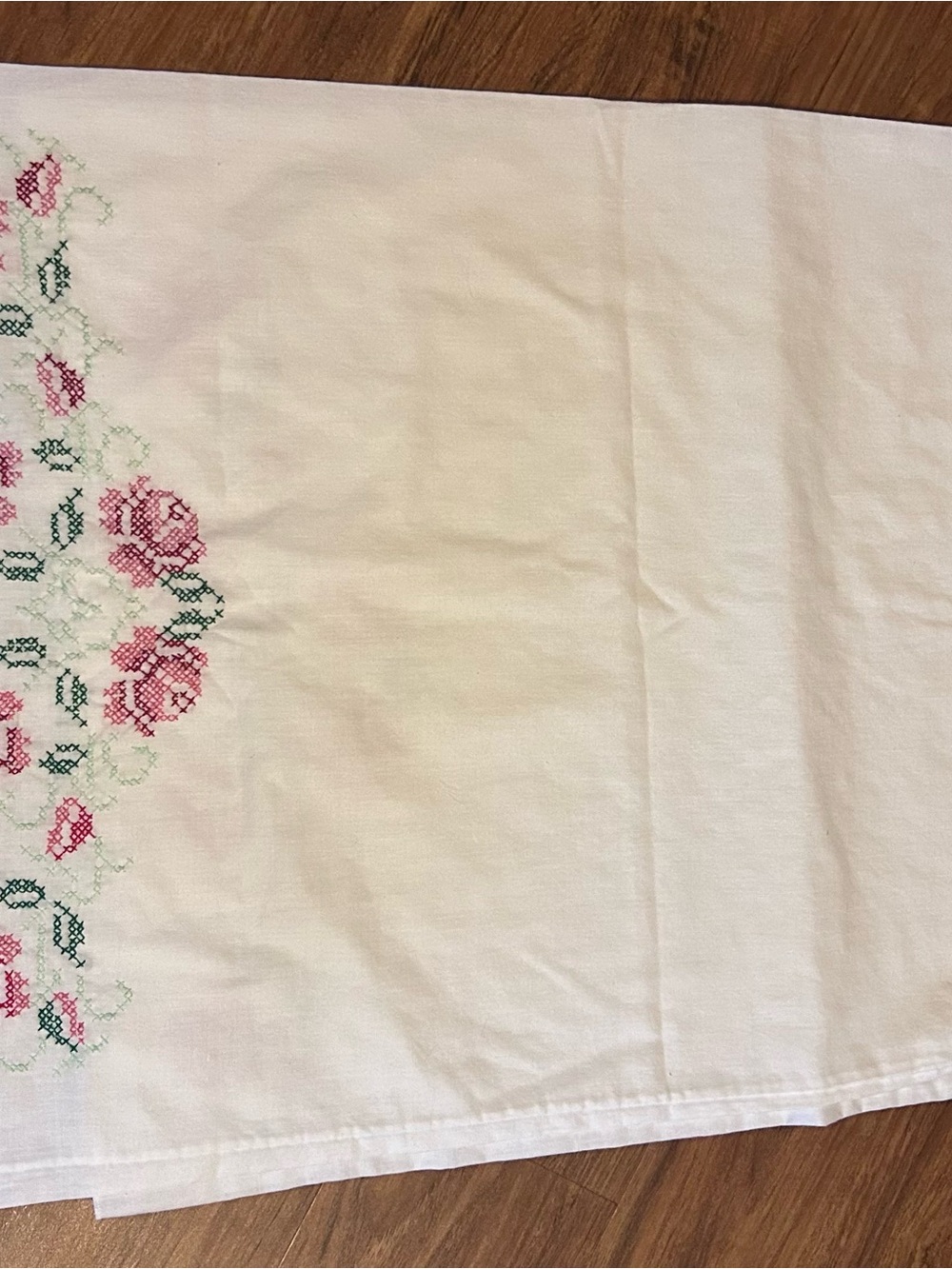 Vintage White Pillowcases with Pink Rose Embroidery - Picture 5 of 6